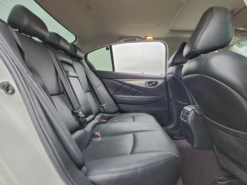 2019 INFINITI Q50 LUXE  