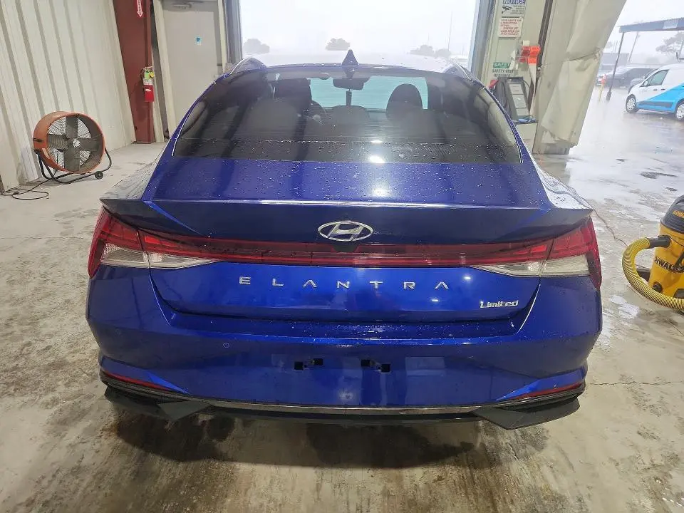 2023 HYUNDAI ELANTRA LIMITED  