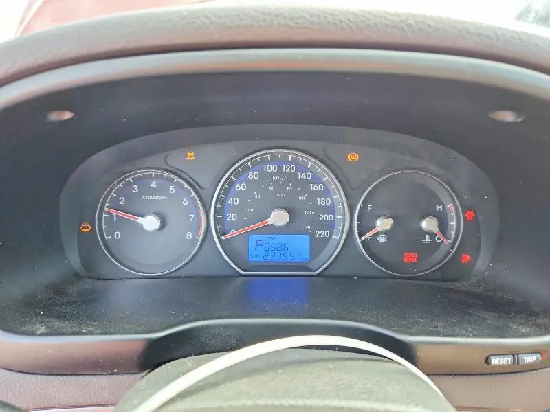 2010 HYUNDAI SANTA FE   