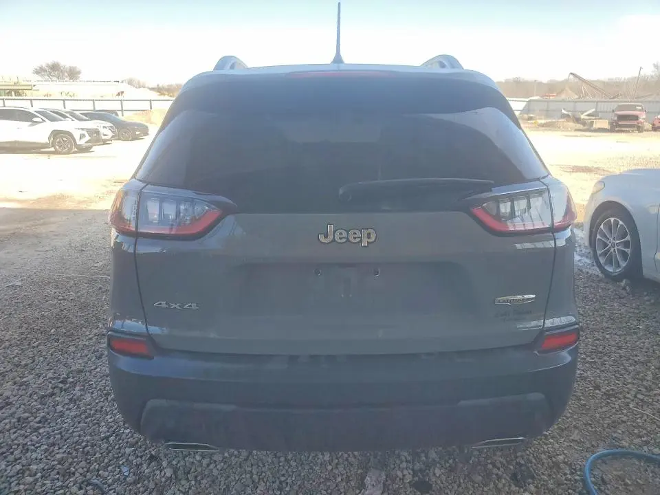2022 JEEP CHEROKEE LATITUDE LUX  