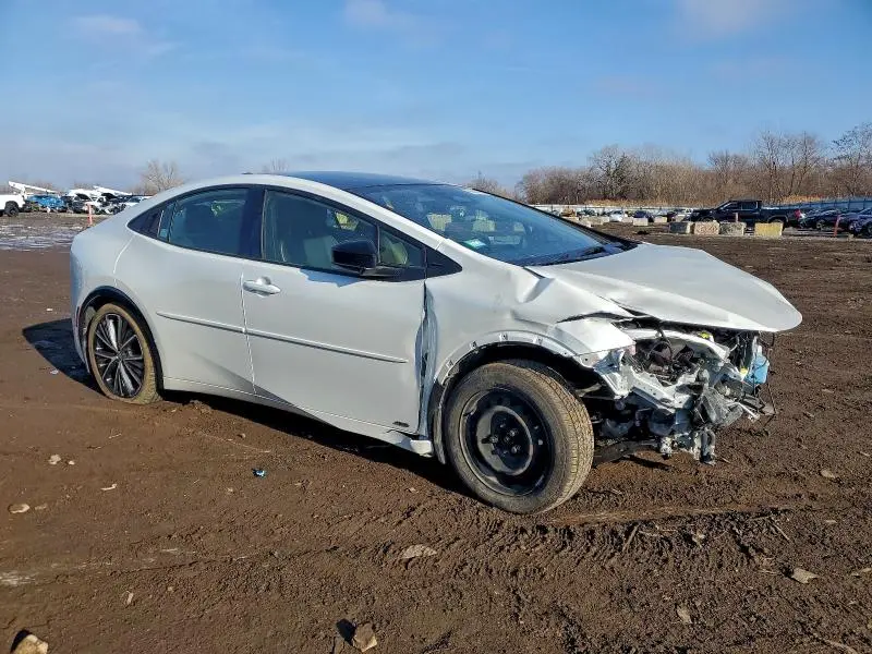 2024 TOYOTA PRIUS LE  