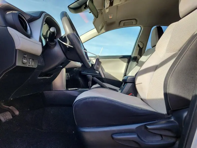 2018 TOYOTA RAV4 HV LE  