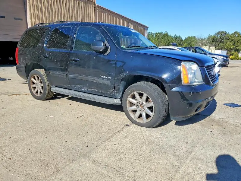 2011 GMC YUKON SLT  