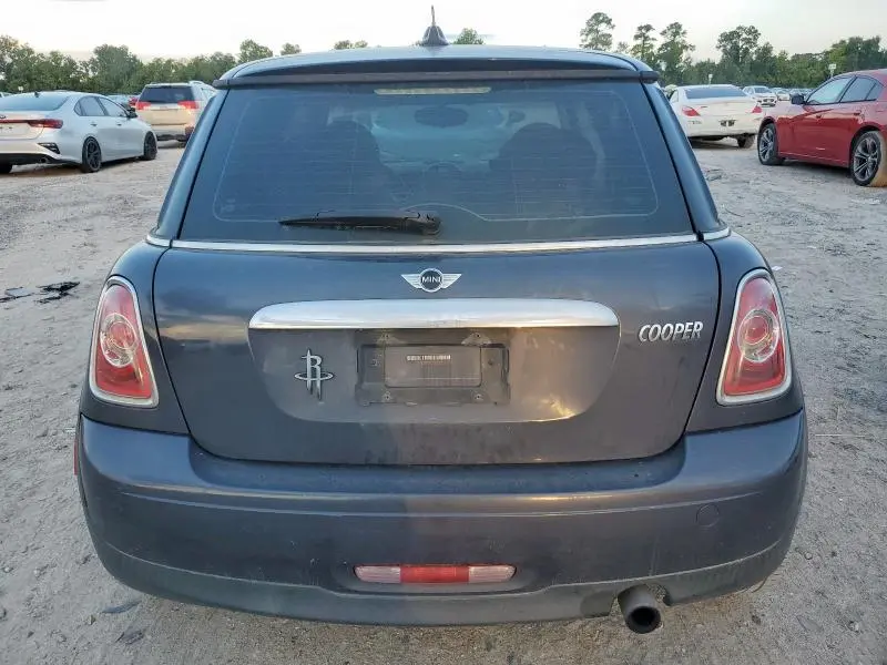 2013 MINI COOPER   