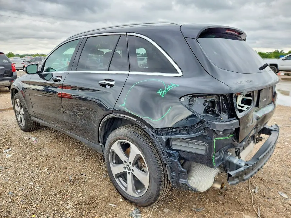 2018 MERCEDES-BENZ GLC 300  