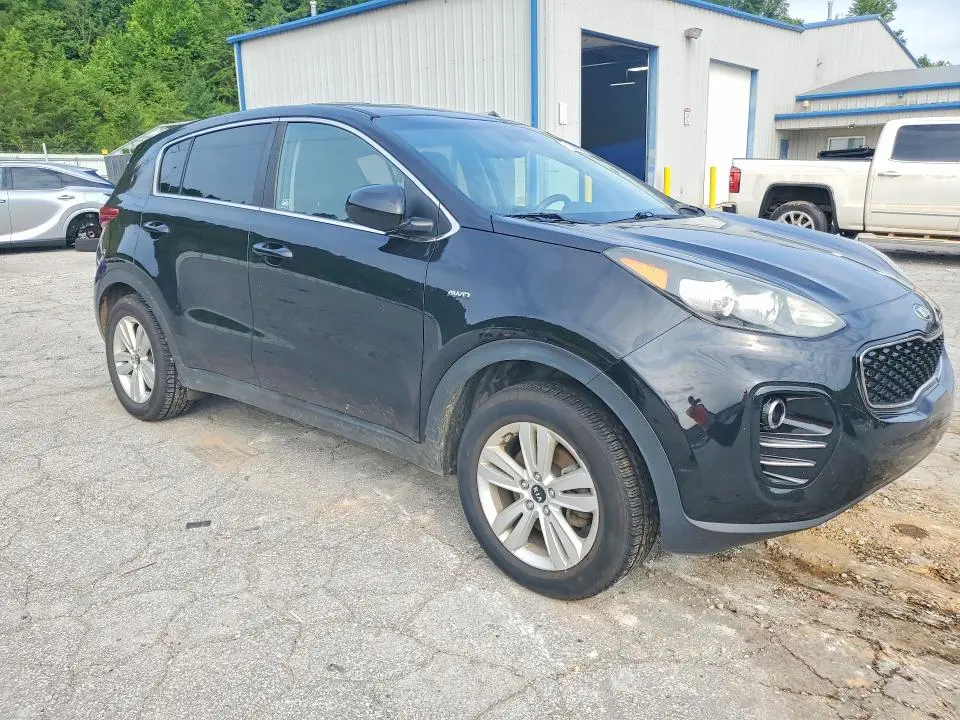 2017 KIA SPORTAGE LX  