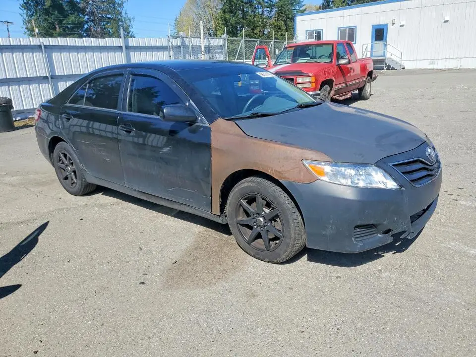 2010 TOYOTA CAMRY LE  