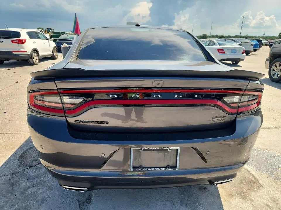 2019 DODGE CHARGER SXT  