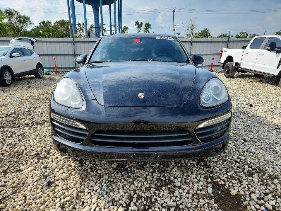 2013 PORSCHE CAYENNE S  