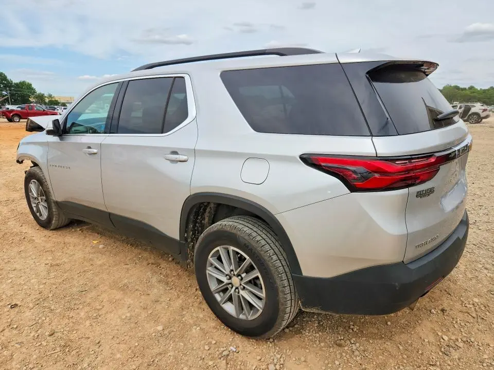 2022 CHEVROLET TRAVERSE LT  
