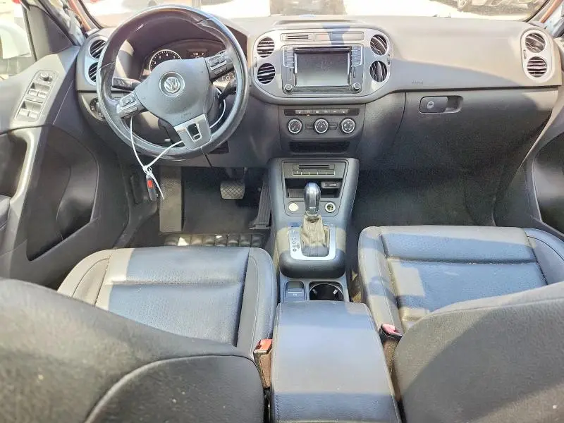 2016 VOLKSWAGEN TIGUAN S  
