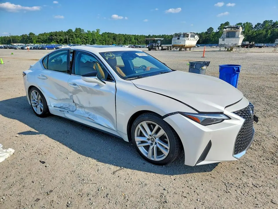 2023 LEXUS IS 300  