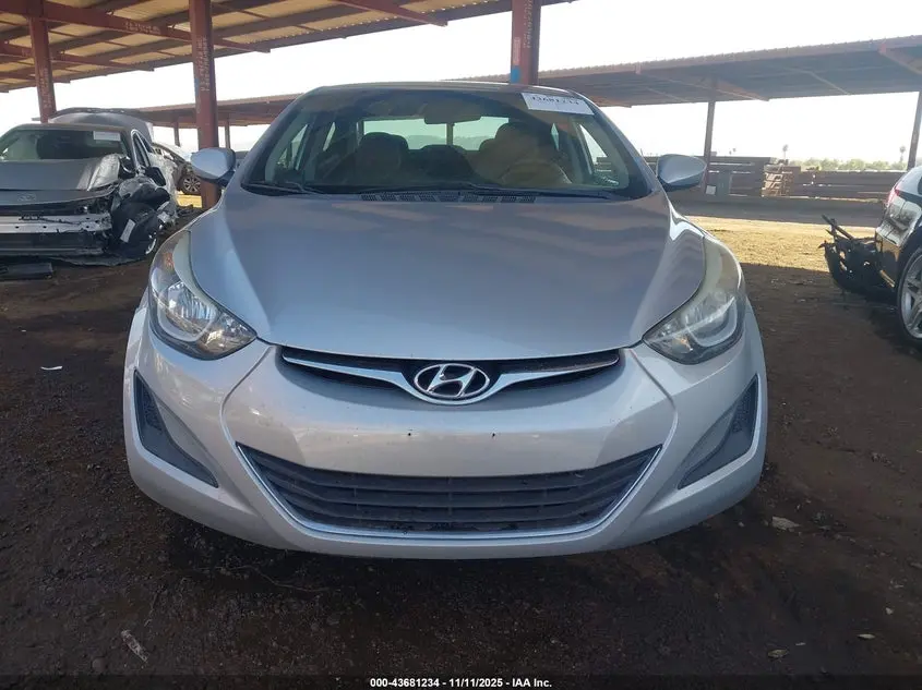 2014 HYUNDAI ELANTRA SE