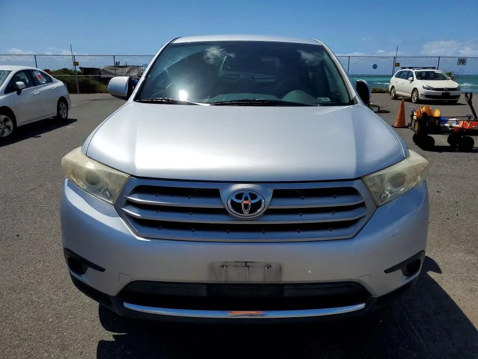 2013 TOYOTA HIGHLANDER BASE  
