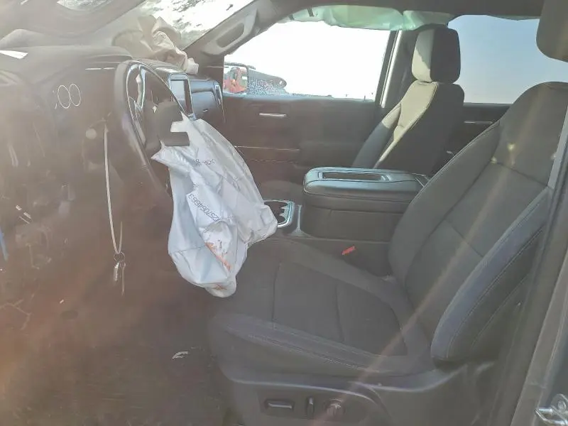 2021 CHEVROLET SILVERADO K1500 RST  