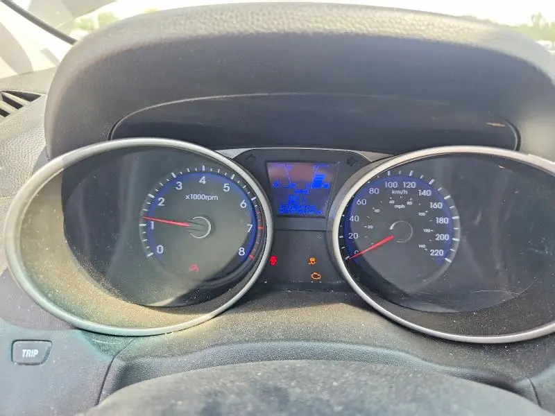 2012 HYUNDAI TUCSON GL  