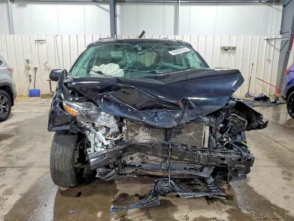 2019 TOYOTA SIENNA SE 7-PASSENGER  