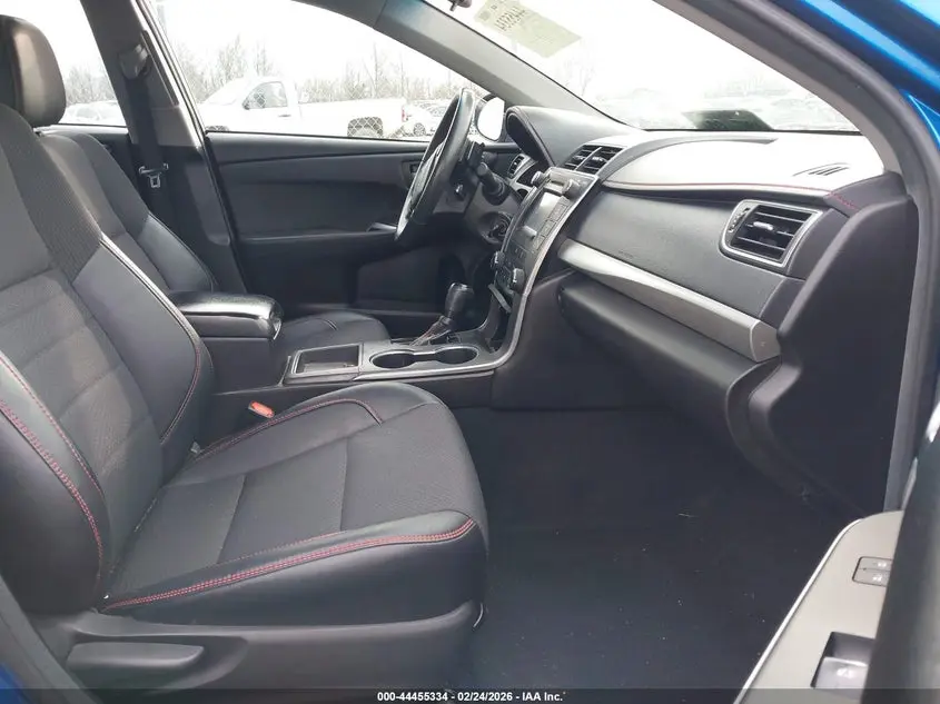 2017 TOYOTA CAMRY LE/XLE/SE/XSE