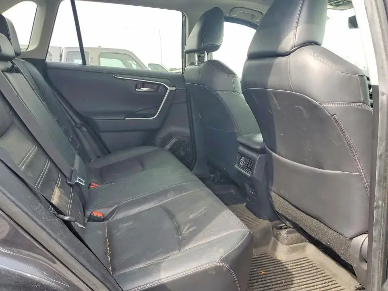 2020 TOYOTA RAV4 LIMITED  