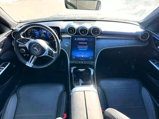 2025 MERCEDES-BENZ C 300  