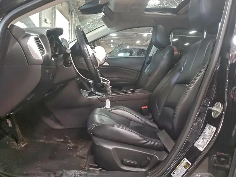 2018 MAZDA 3 TOURING  