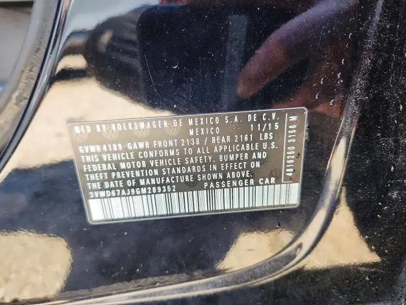 2016 VOLKSWAGEN JETTA SE  