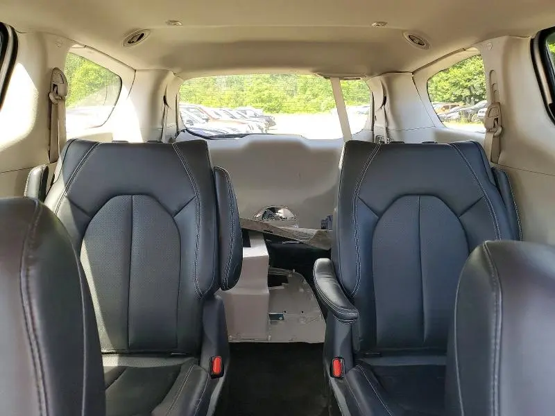 2024 CHRYSLER PACIFICA HYBRID SELECT  