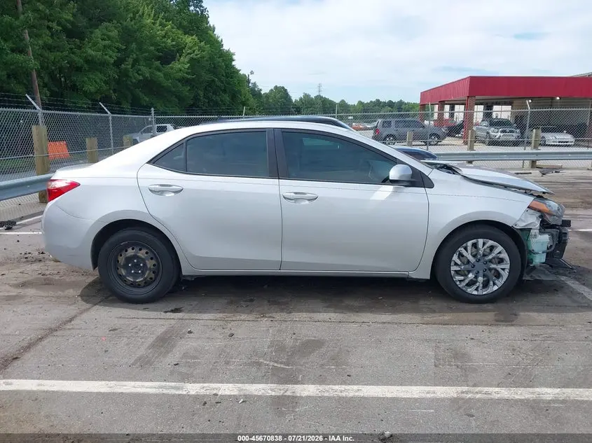 2018 TOYOTA COROLLA LE