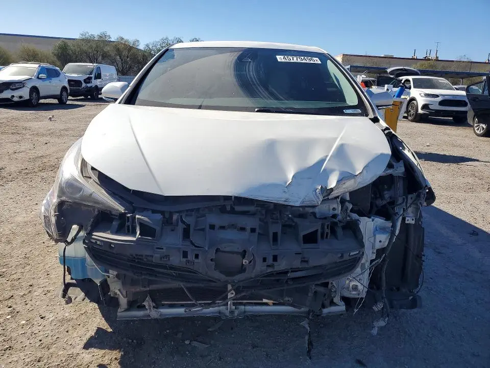 2016 TOYOTA PRIUS THREE TOURING  