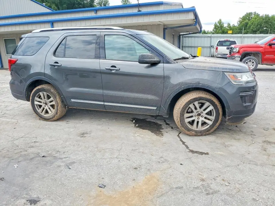 2019 FORD EXPLORER XLT  