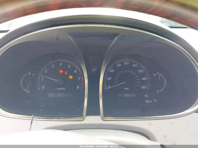 2011 TOYOTA AVALON LIMITED