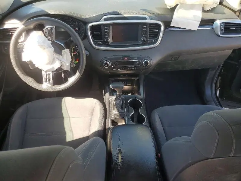 2019 KIA SORENTO LX V6  