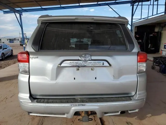 2010 TOYOTA 4RUNNER SR5  