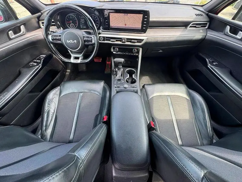 2022 KIA K5 GT LINE  