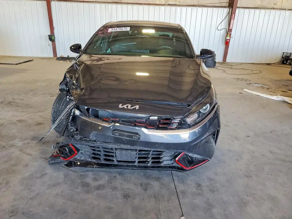 2024 KIA FORTE GT LINE  