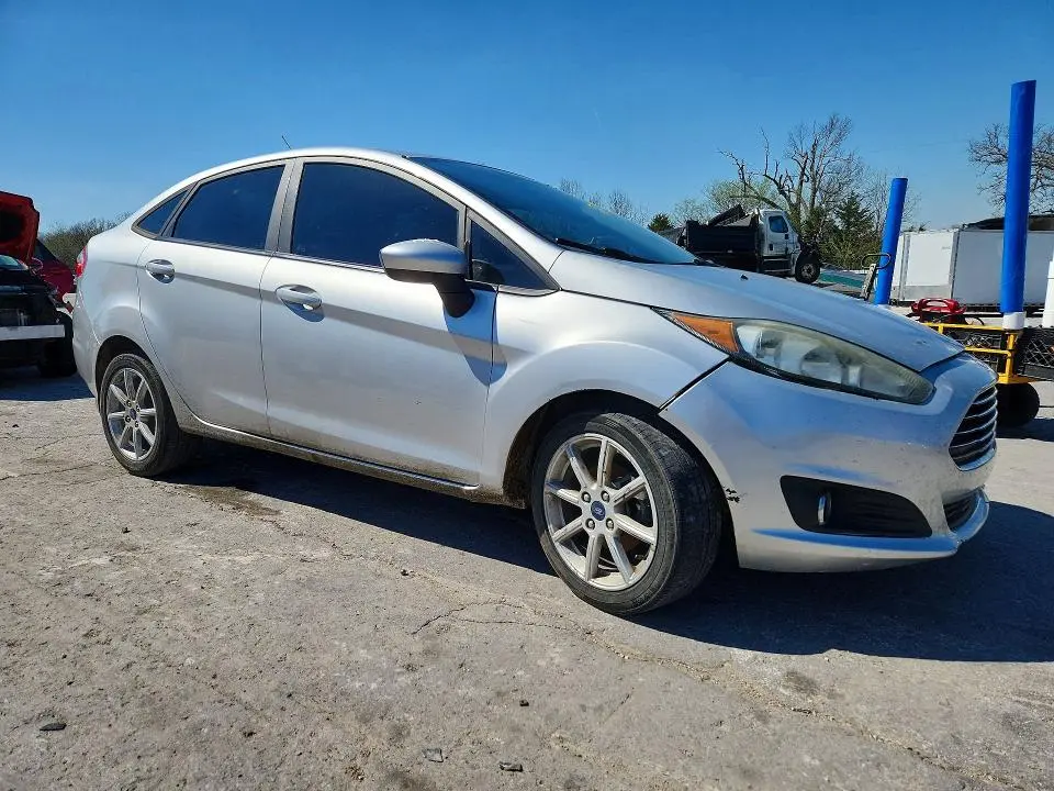 2019 FORD FIESTA SE  