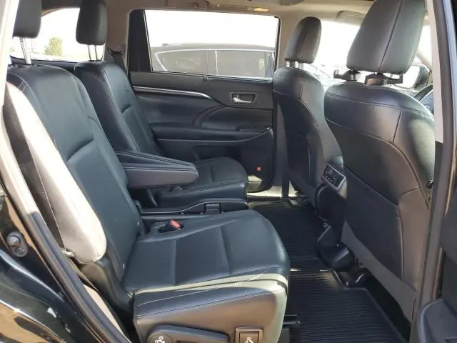 2015 TOYOTA HIGHLANDER LIMITED  