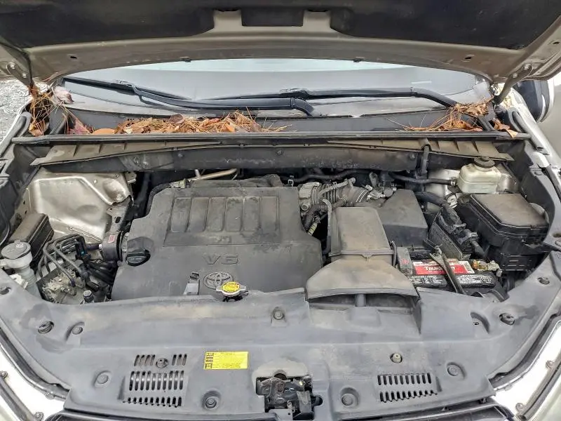 2015 TOYOTA HIGHLANDER LIMITED  