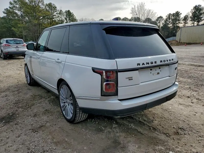 2020 LAND ROVER RANGE ROVER P525 HSE  