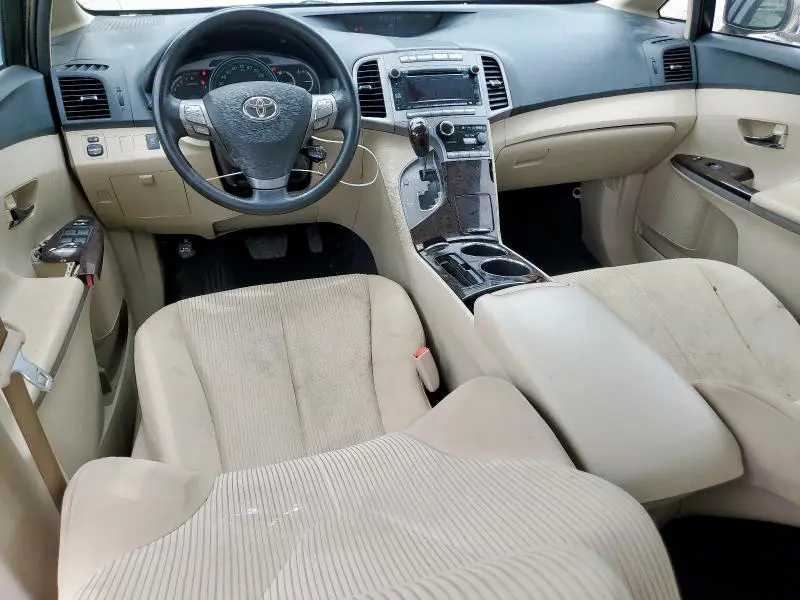 2010 TOYOTA VENZA   
