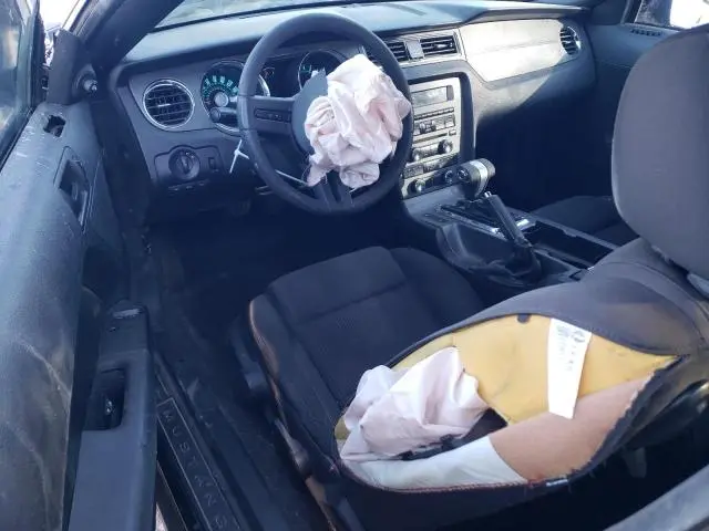 2011 FORD MUSTANG   