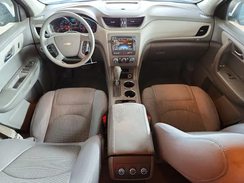 2014 CHEVROLET TRAVERSE LS  