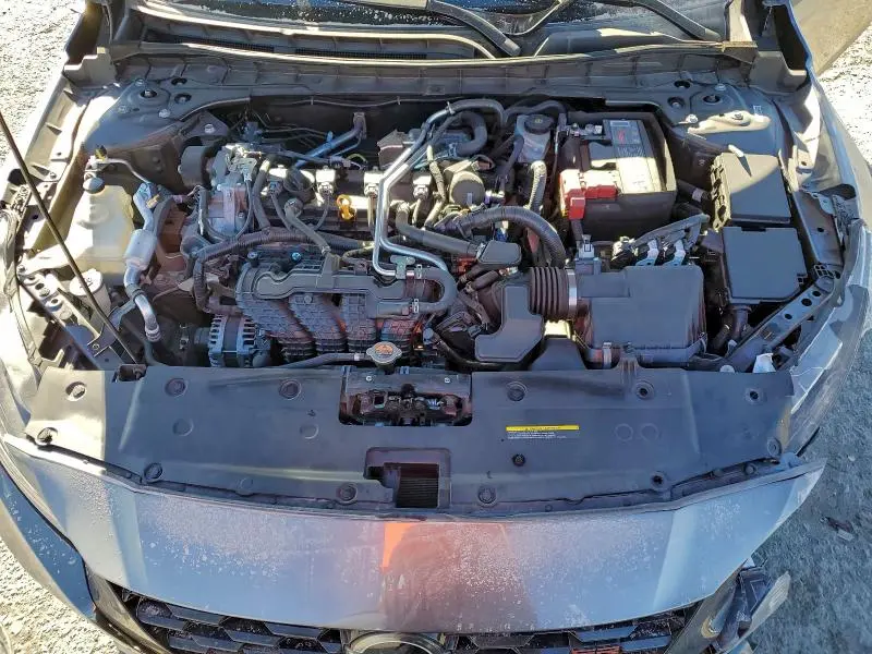 2024 NISSAN ALTIMA SR  