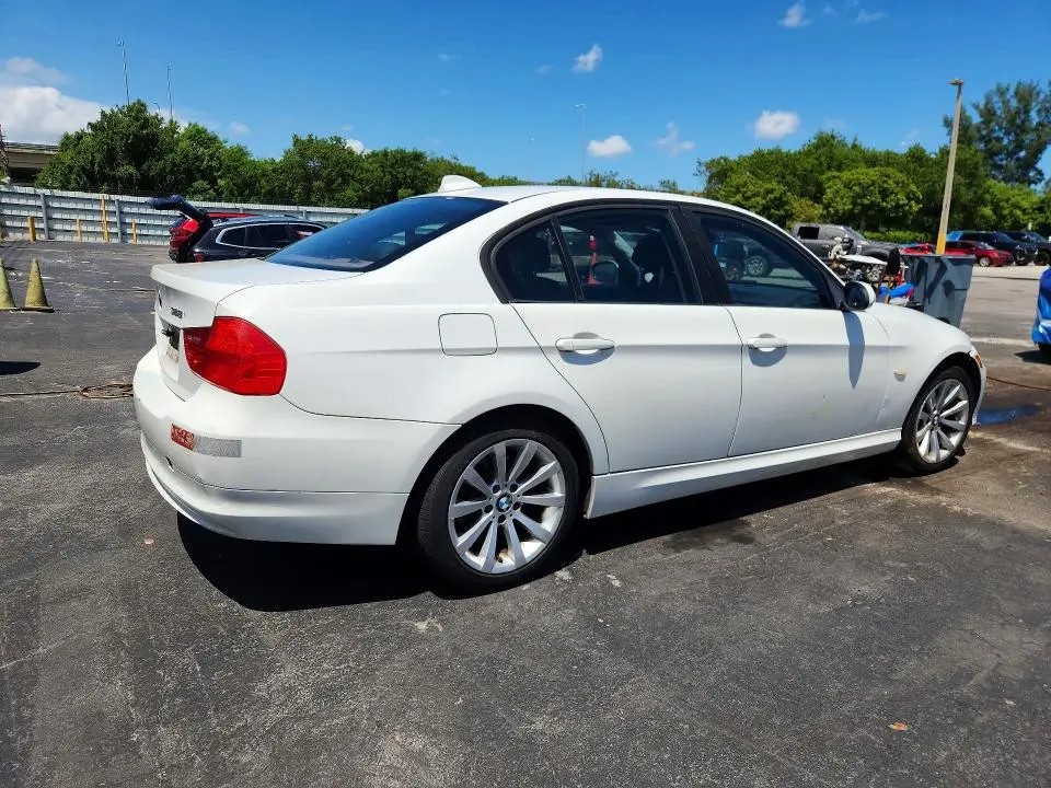 2011 BMW 328 XI SULEV  