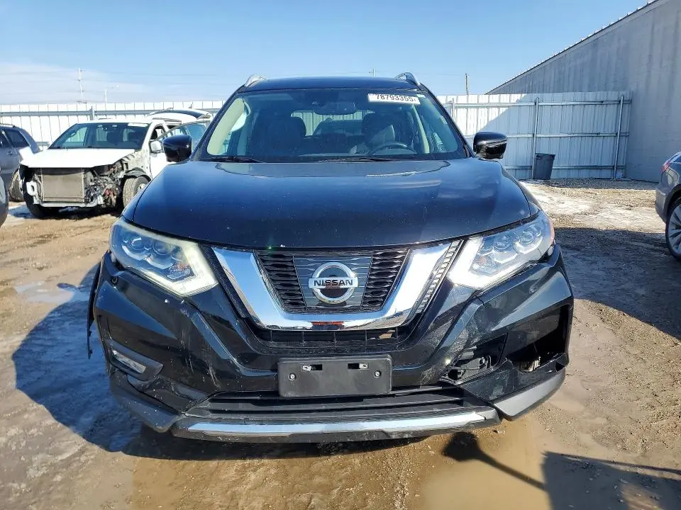 2017 NISSAN ROGUE SL  