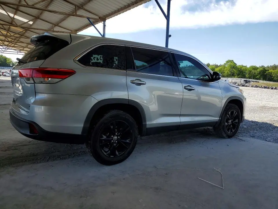2019 TOYOTA HIGHLANDER LE PLUS  