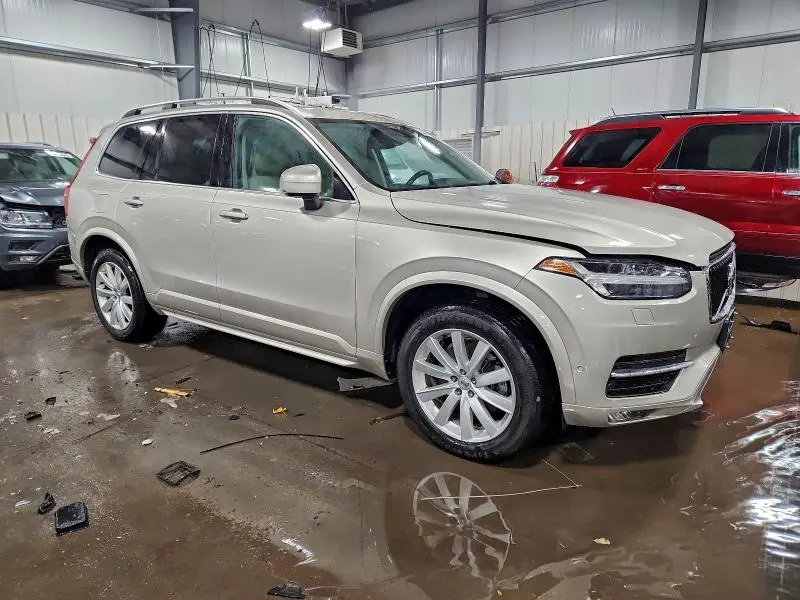 2016 VOLVO XC90 T6  