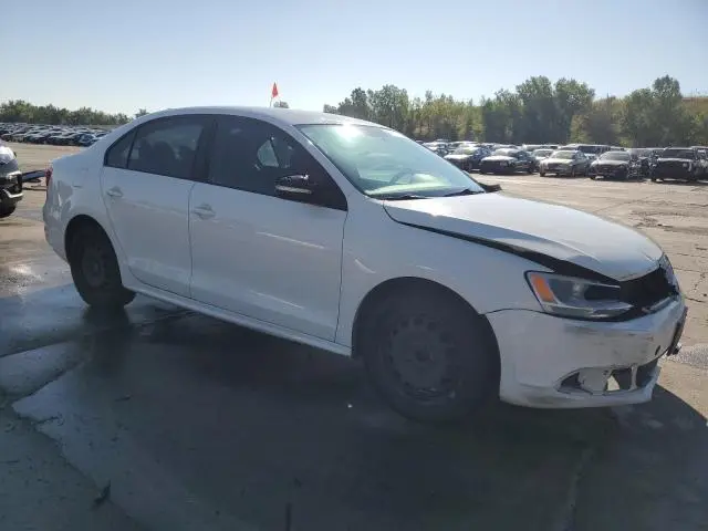 2012 VOLKSWAGEN JETTA SE  