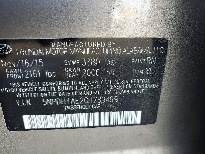 2016 HYUNDAI ELANTRA SE  