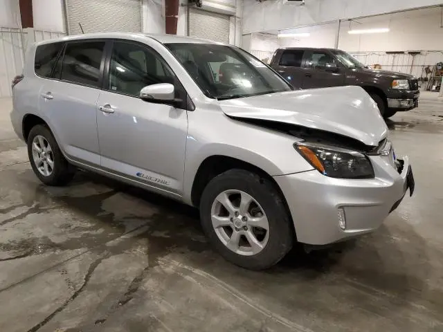 2014 TOYOTA RAV4 EV   